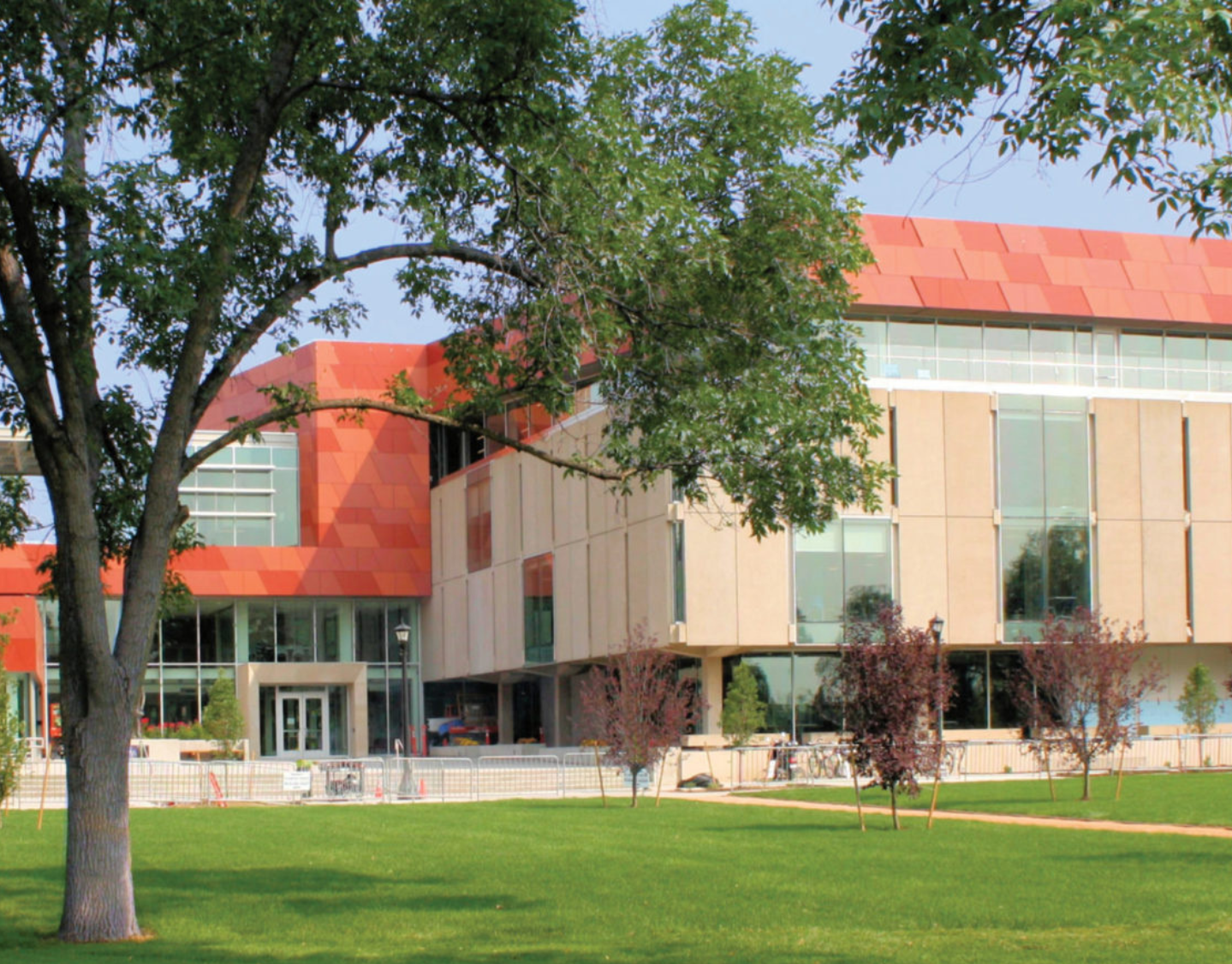 Colorado College, Tutt Science Building - LEED BRONZE